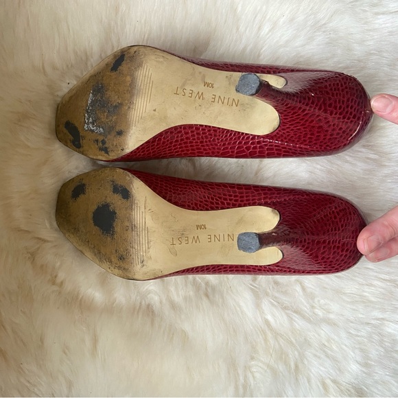 Red Snake Heels - Picture 3 of 3